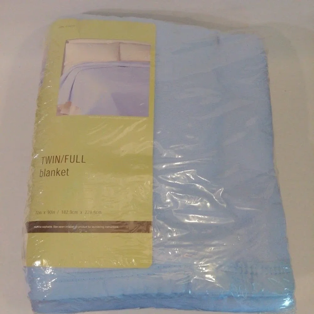 Vtg Owen Manufacturing Light Blue Twin Full Blanket 72x90 Made USA Vellux Style